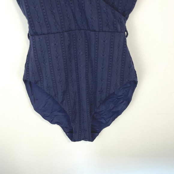 Andie The Belmar One Piece Swimsuit In Navy Eyelet Size Small New - Picture 7 of 14
